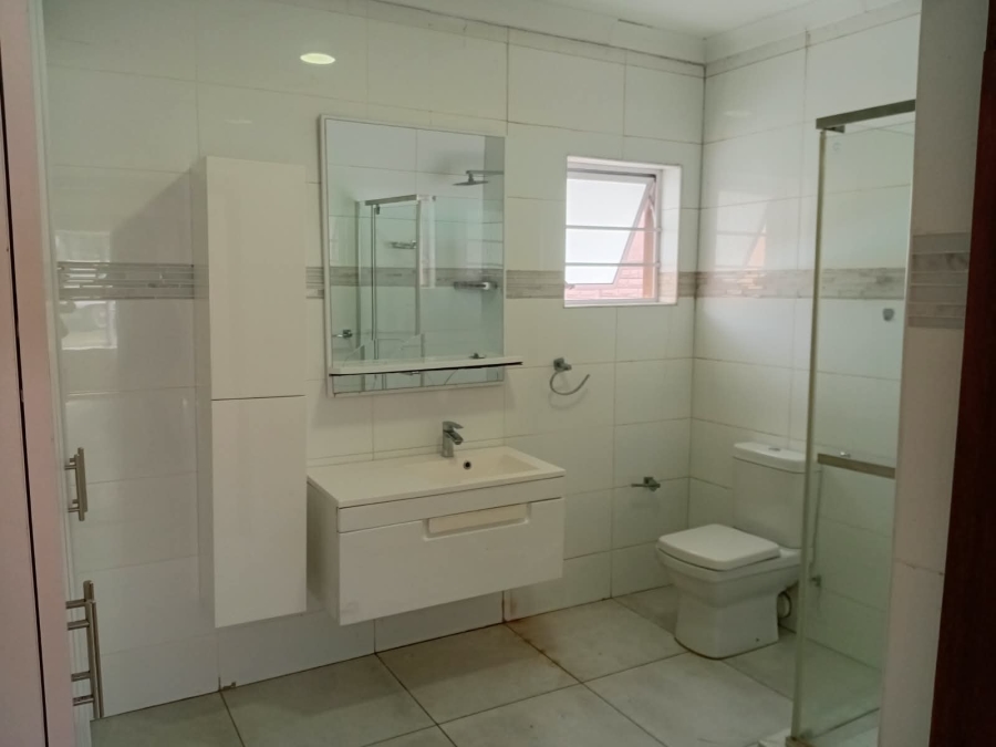 To Let 3 Bedroom Property for Rent in Beacon Bay Eastern Cape